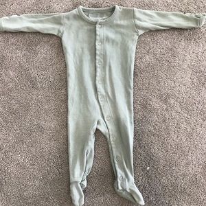 L’ovedbaby Footed Jammies 3-6M